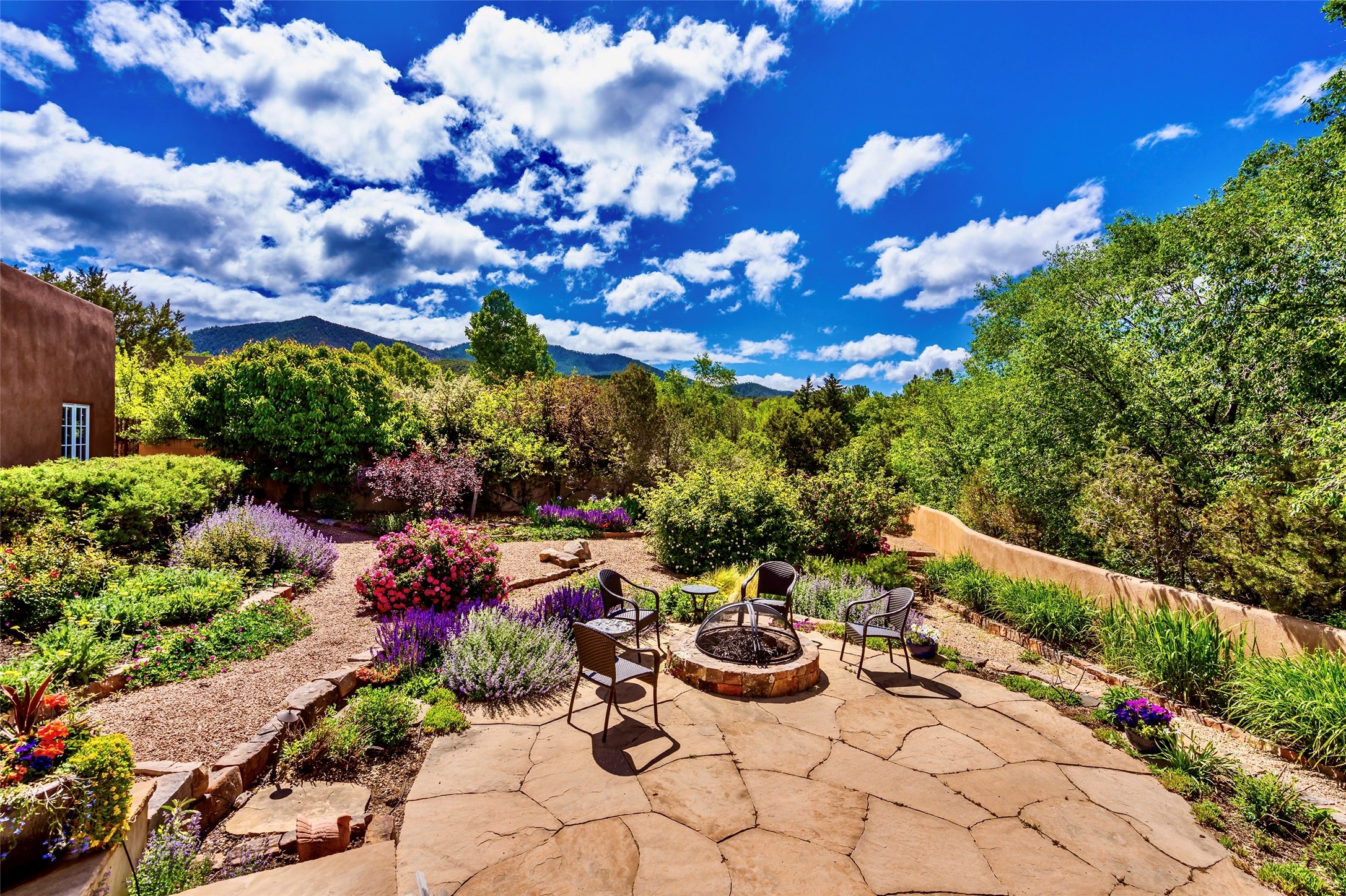 1226-B & C Cerro Gordo Road, Santa Fe, New Mexico image 21