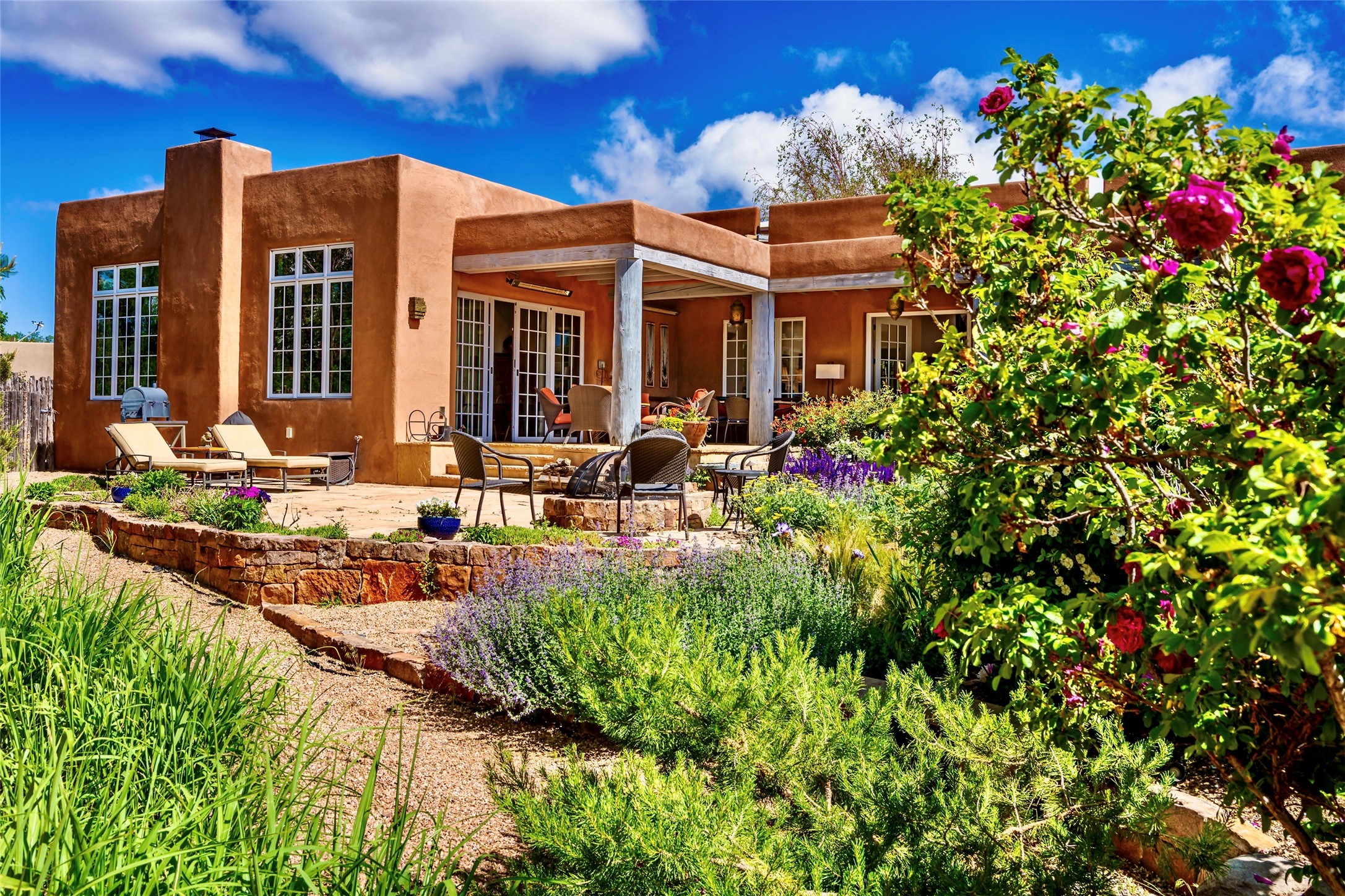 1226-B & C Cerro Gordo Road, Santa Fe, New Mexico image 1