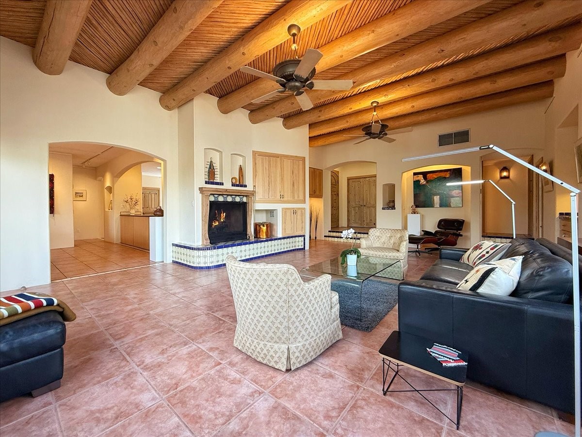 750 Camino Francisca, Santa Fe, New Mexico image 17