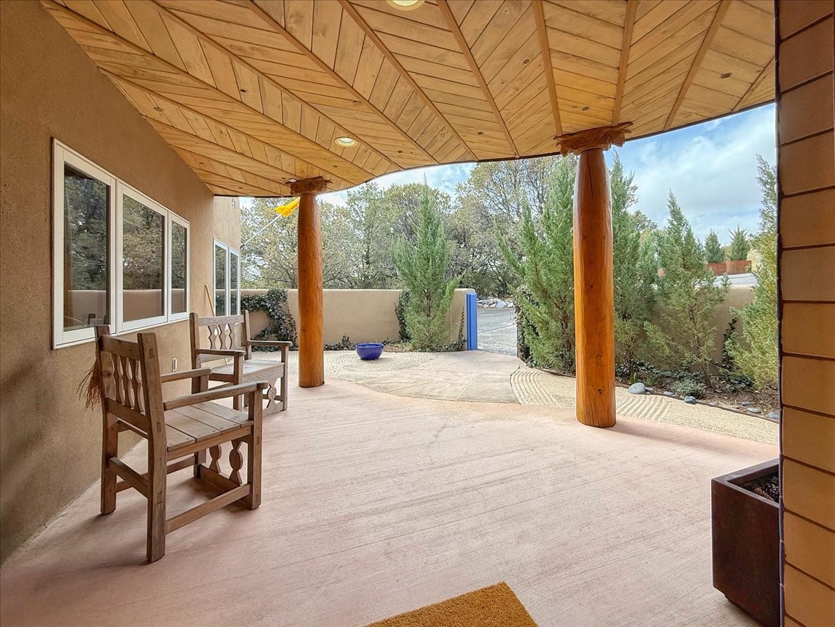 750 Camino Francisca, Santa Fe, New Mexico image 18