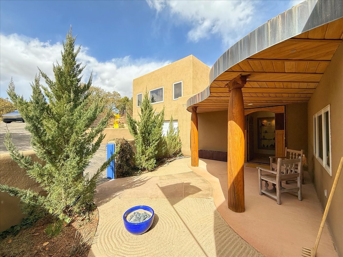 750 Camino Francisca, Santa Fe, New Mexico image 15