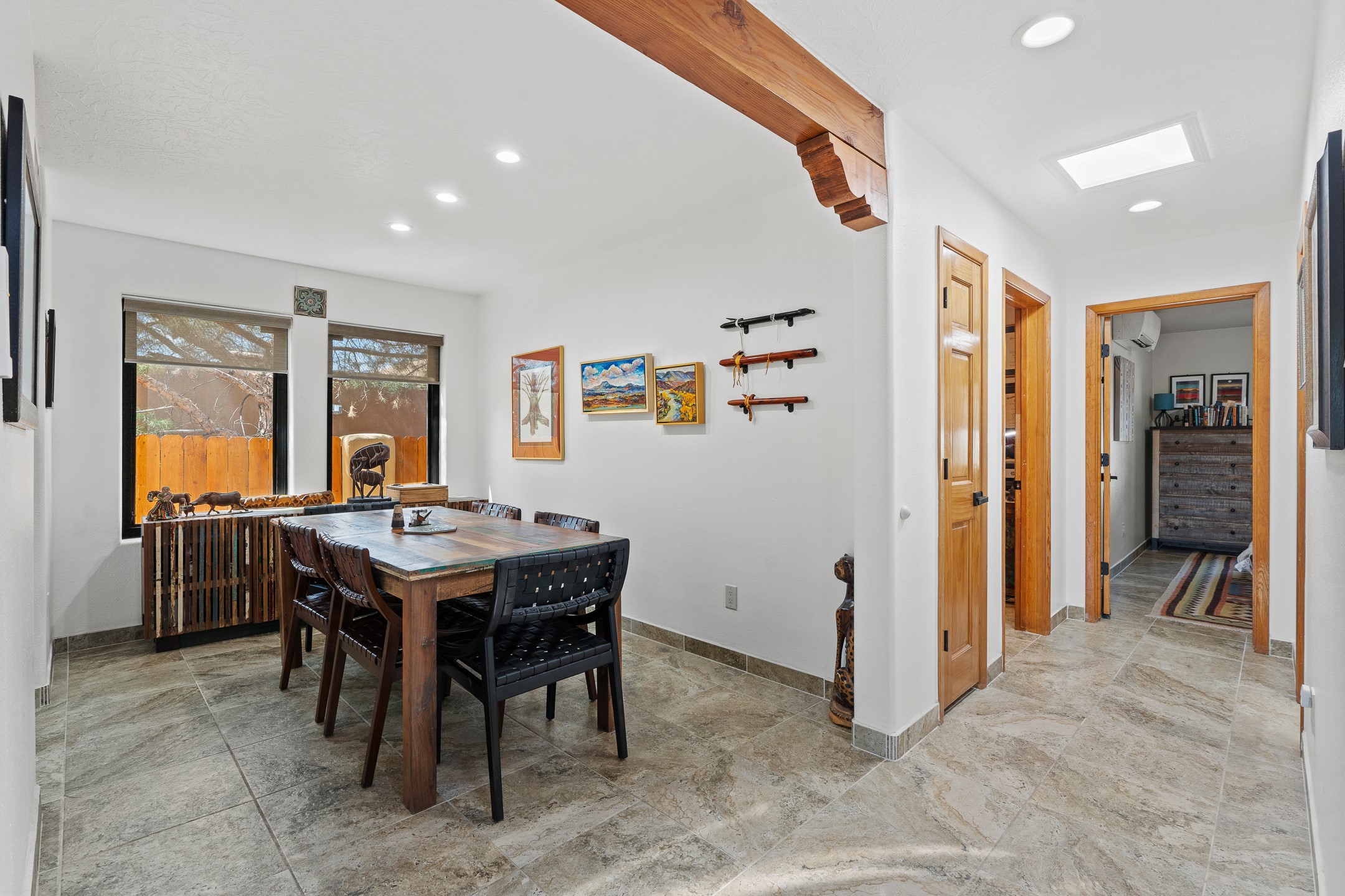 Santa Fe, New Mexico 87507, United States, 3 Bedrooms Bedrooms, ,2 BathroomsBathrooms,Residential,Pending,154682