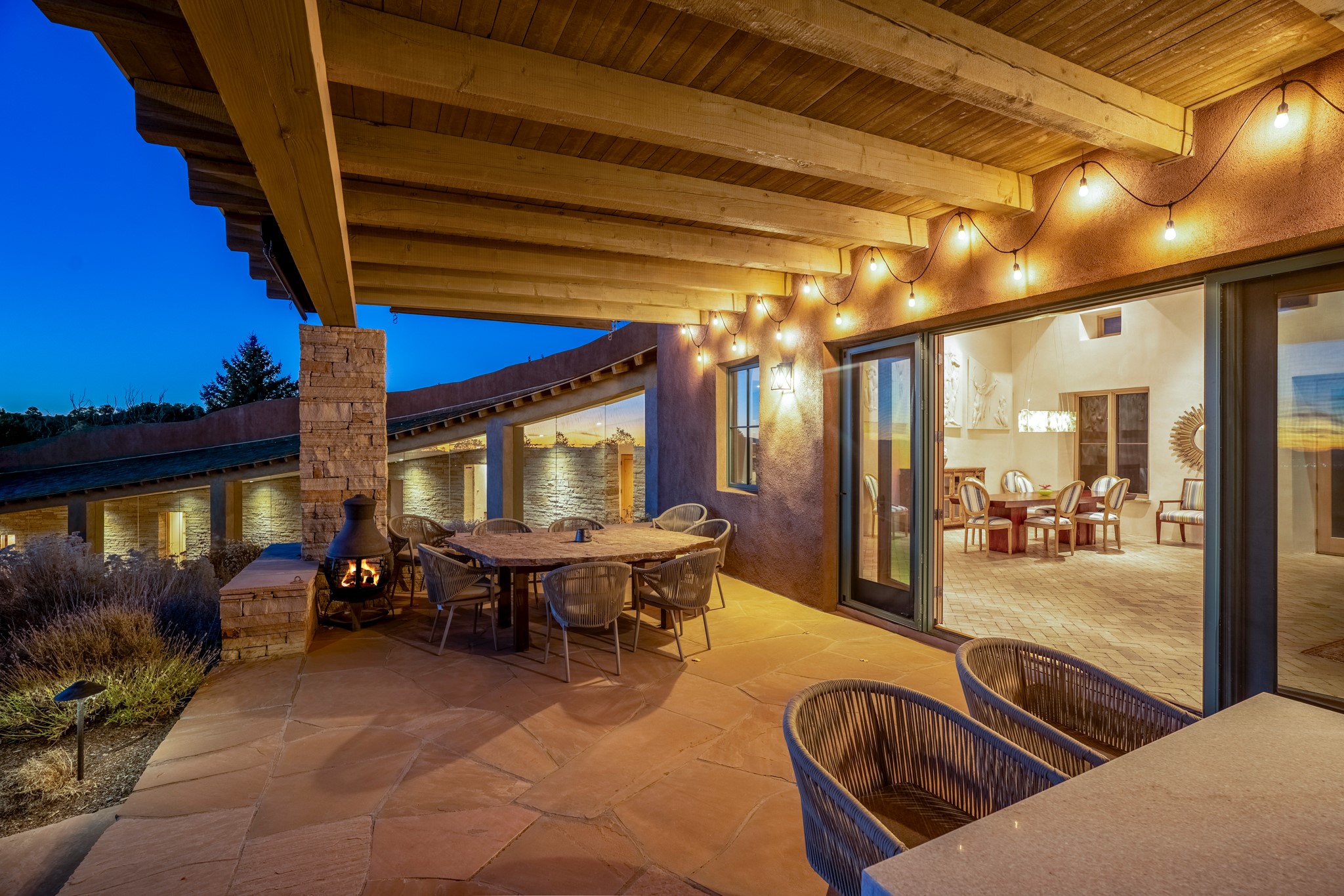 Santa Fe, New Mexico 87505, United States, 6 Bedrooms Bedrooms, ,4 BathroomsBathrooms,Residential,Active,123281