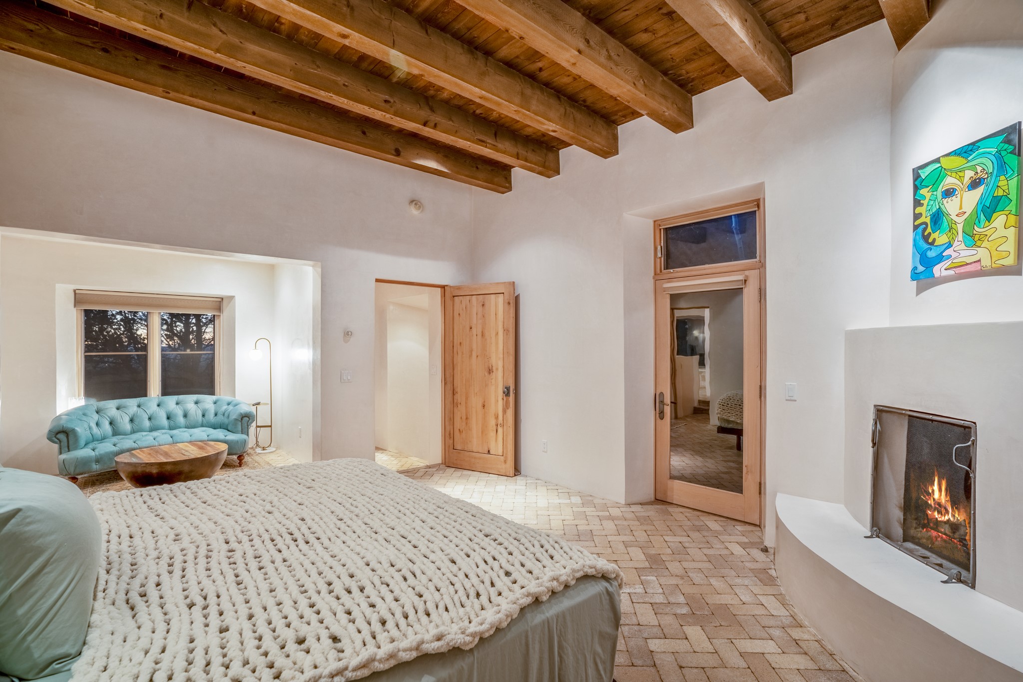 Santa Fe, New Mexico 87505, United States, 6 Bedrooms Bedrooms, ,4 BathroomsBathrooms,Residential,Active,123281