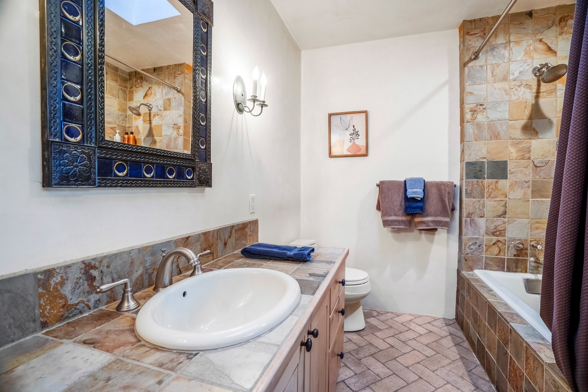 Santa Fe, New Mexico 87505, United States, 6 Bedrooms Bedrooms, ,4 BathroomsBathrooms,Residential,Active,123281