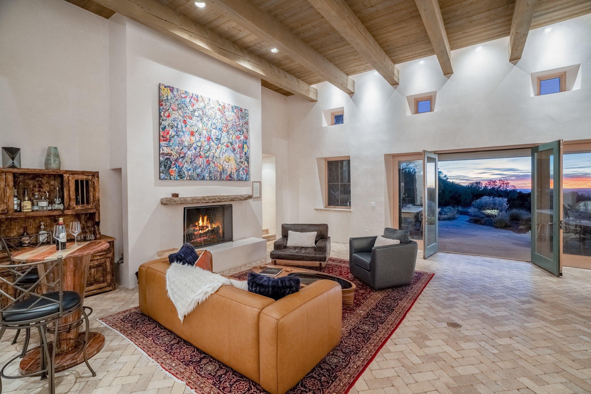 Santa Fe, New Mexico 87505, United States, 6 Bedrooms Bedrooms, ,4 BathroomsBathrooms,Residential,Active,123281