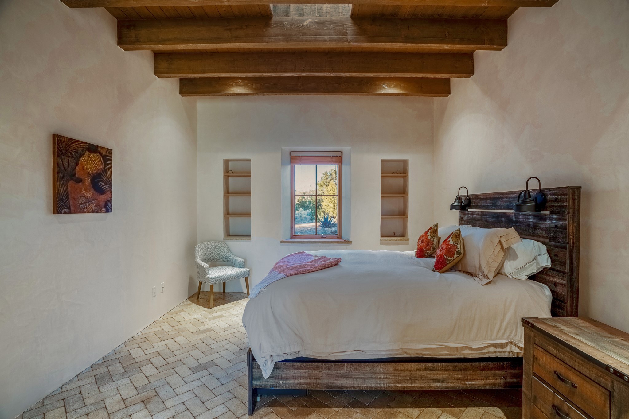 Santa Fe, New Mexico 87505, United States, 6 Bedrooms Bedrooms, ,4 BathroomsBathrooms,Residential,Active,123281