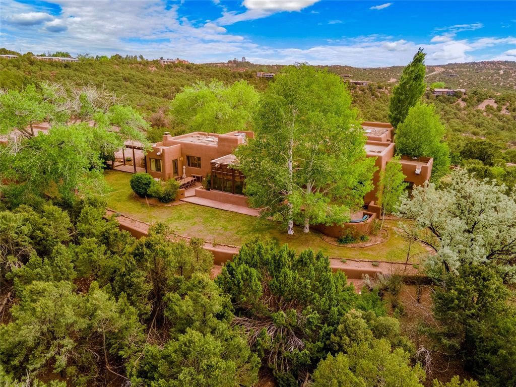 Santa Fe,NM- $3,850,000