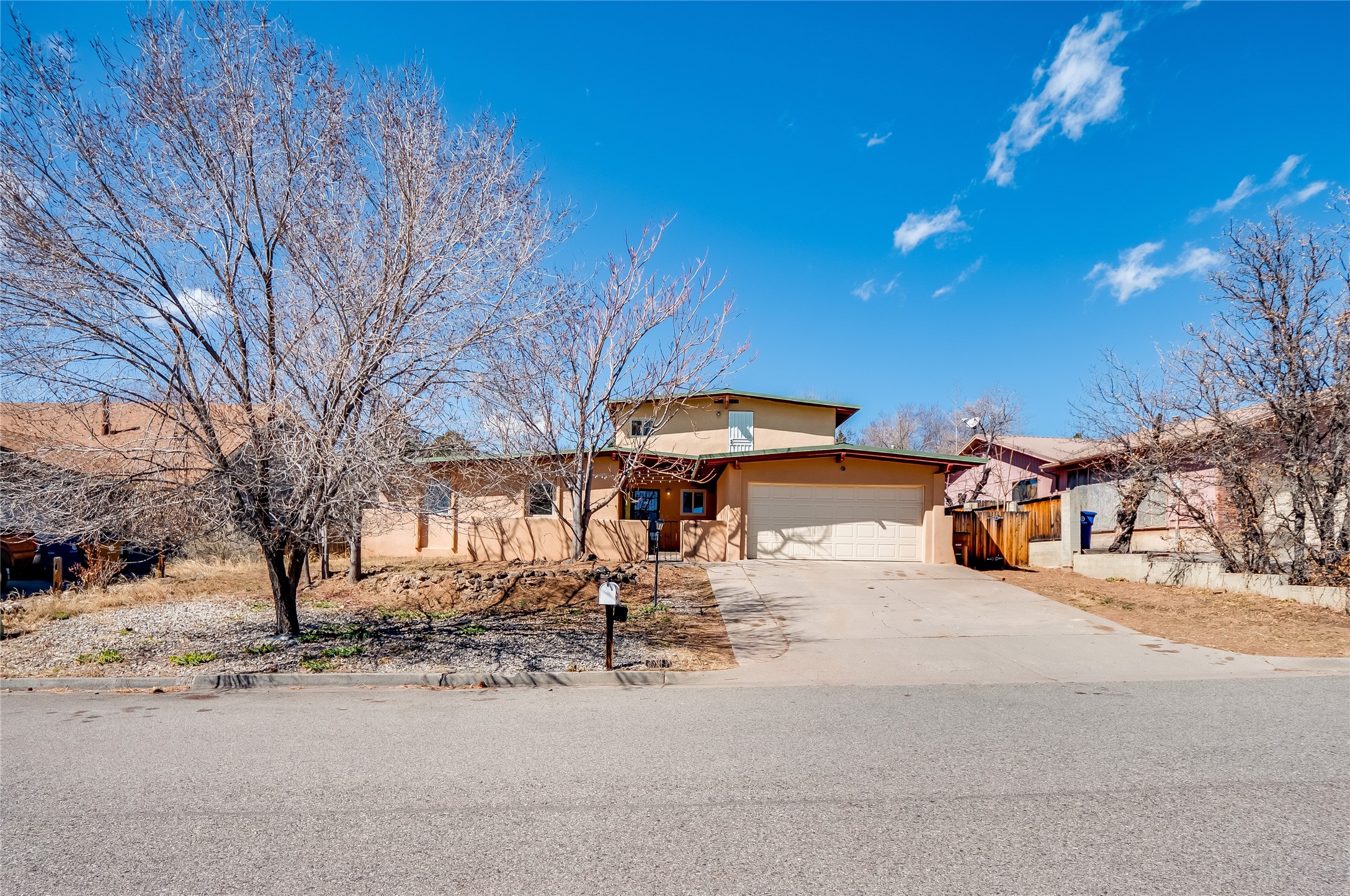 1915 Camino Mora, Los Alamos, New Mexico image 1