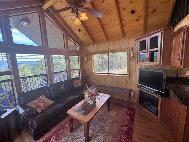 Glorieta, New Mexico 87535, United States, 1 Bedroom Bedrooms, ,1 BathroomBathrooms,Residential,Active,191616