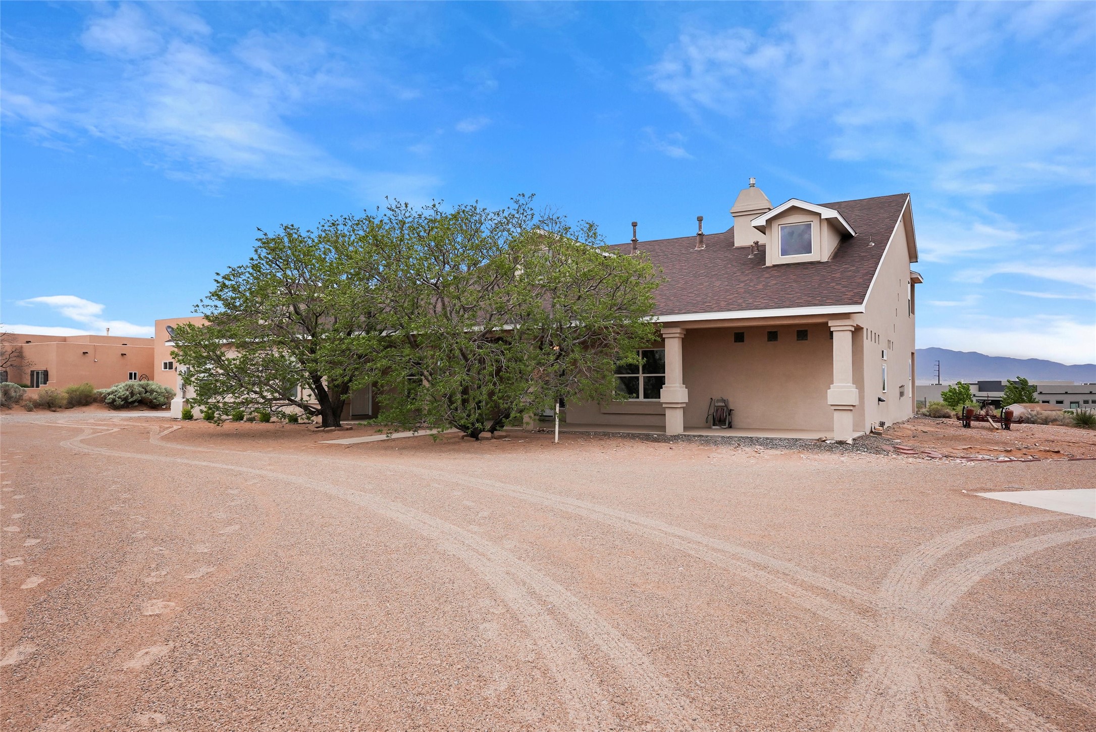 1810 Eucalyptus Road, Rio Rancho, New Mexico image 7