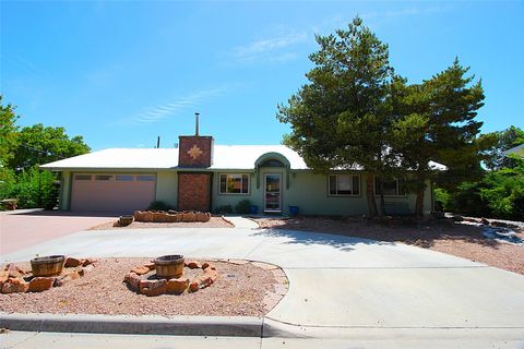 105 Agate Street, White Rock, NM 87547 - #: 202502211