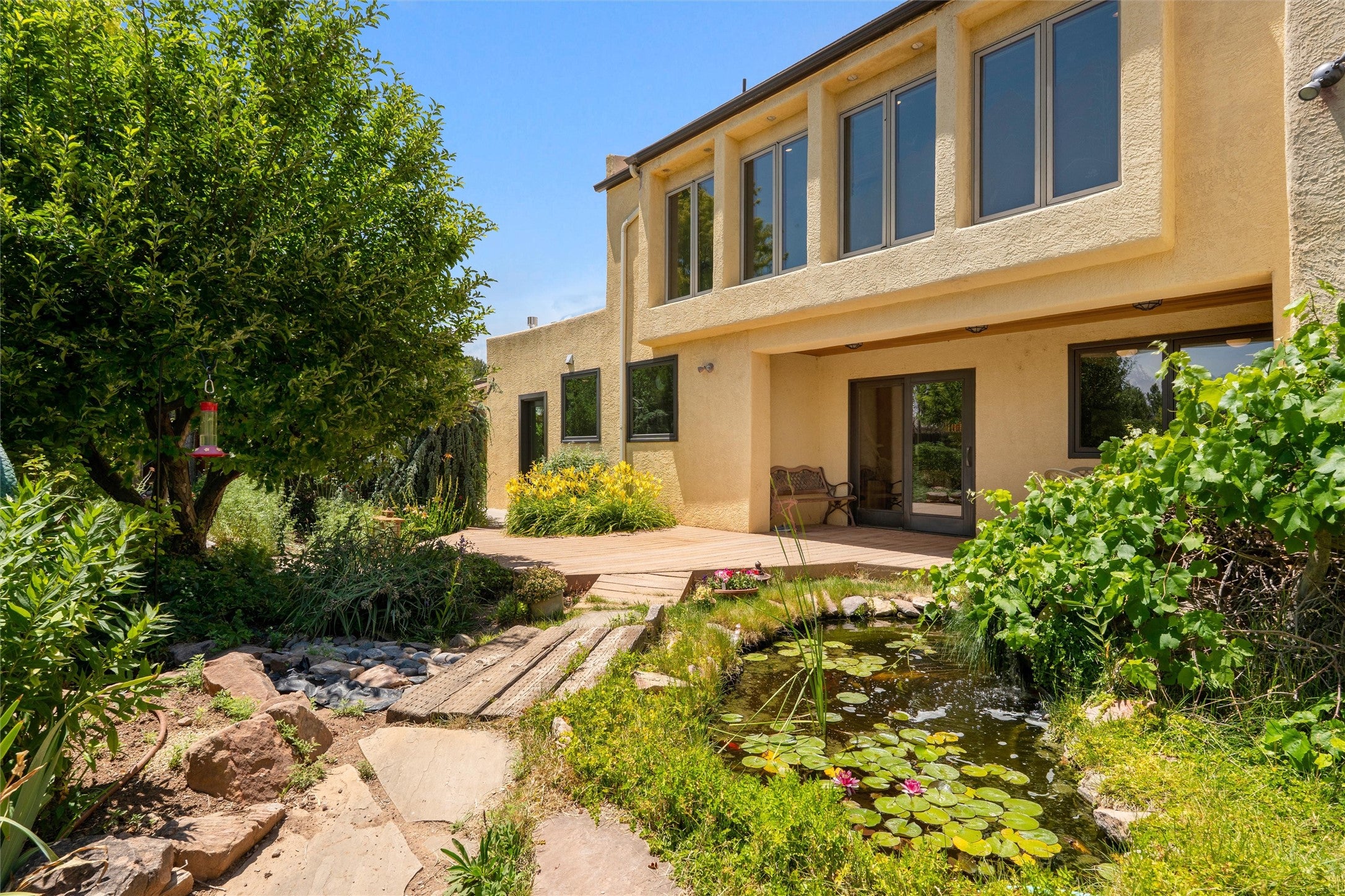 521 Ridgecrest - Photo 2