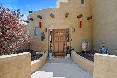 2 Agila, White Rock, NM 87547 - #: 202402363