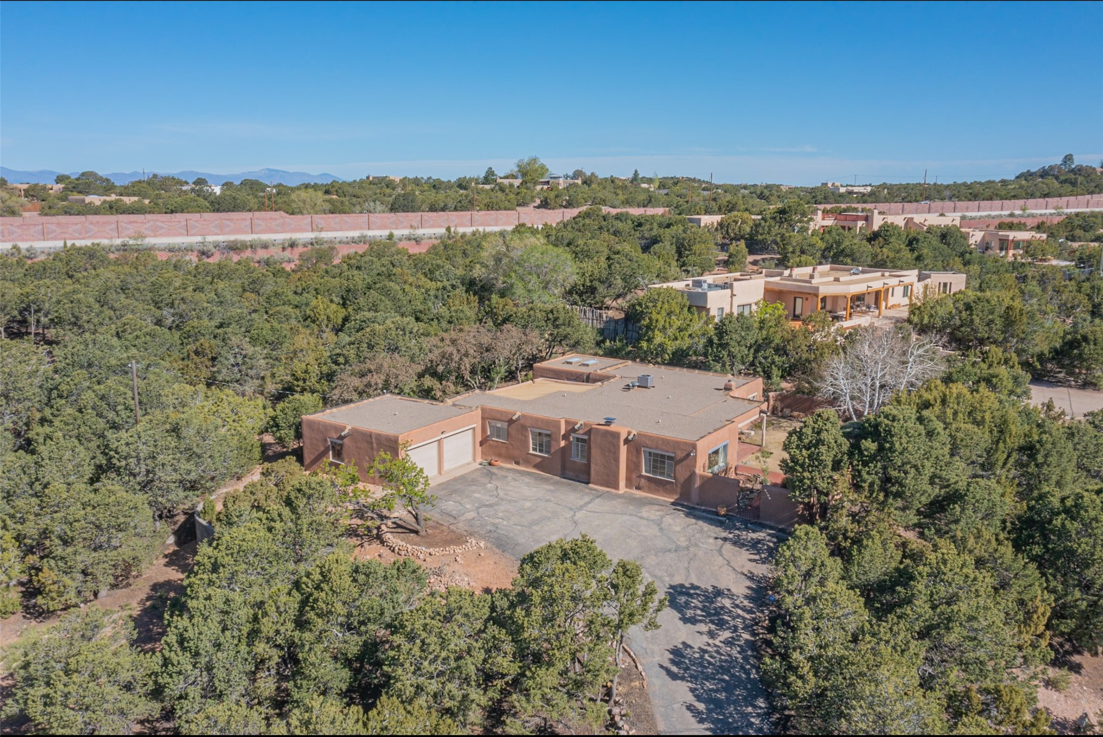 1075 Calle Largo, Santa Fe, New Mexico image 43