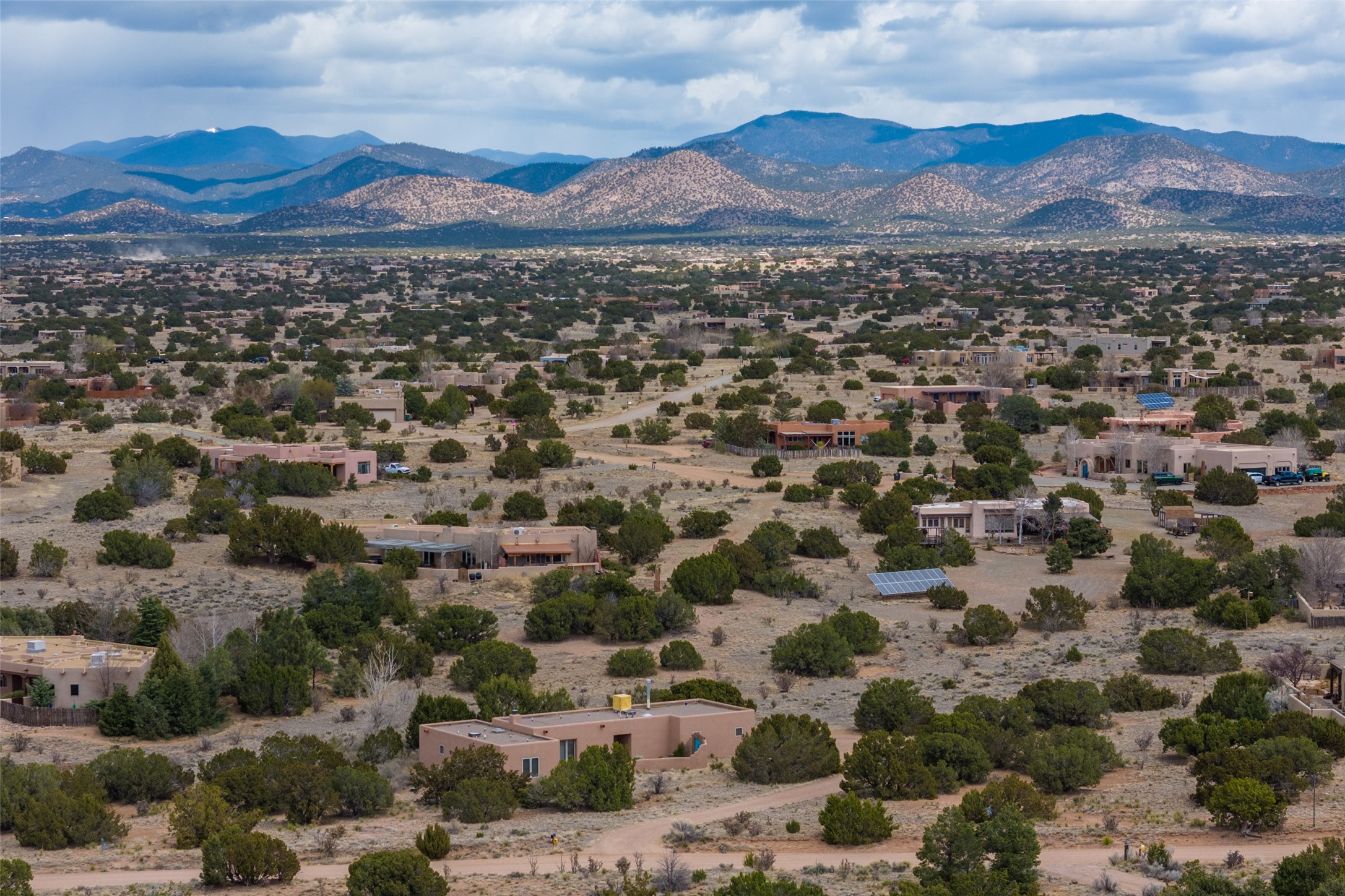 9 Tetilla Road, Santa Fe, New Mexico image 37
