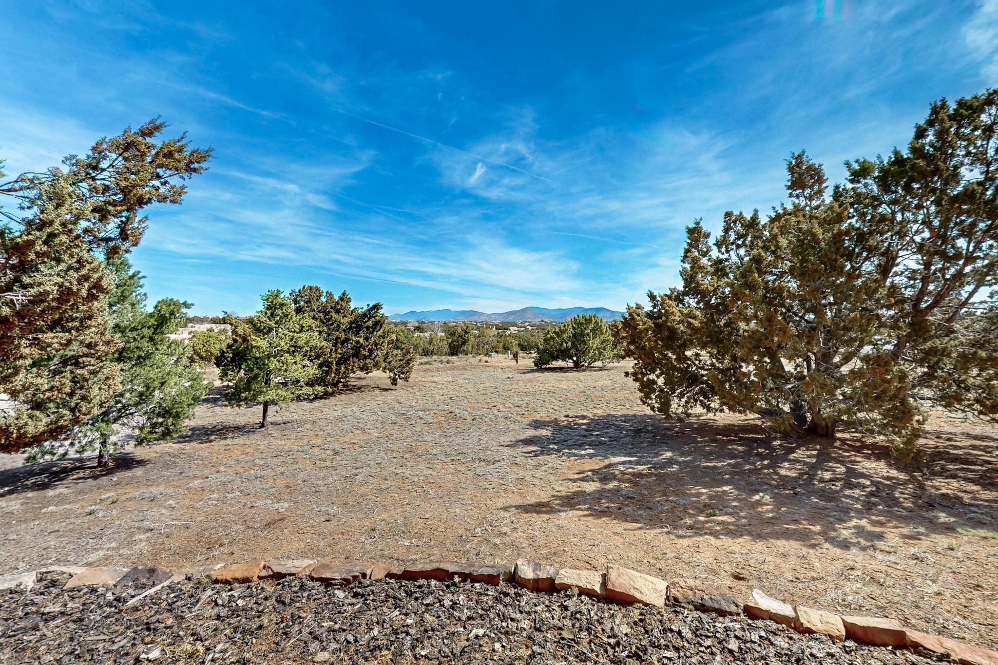 30 Domingo Road, Santa Fe, New Mexico image 2