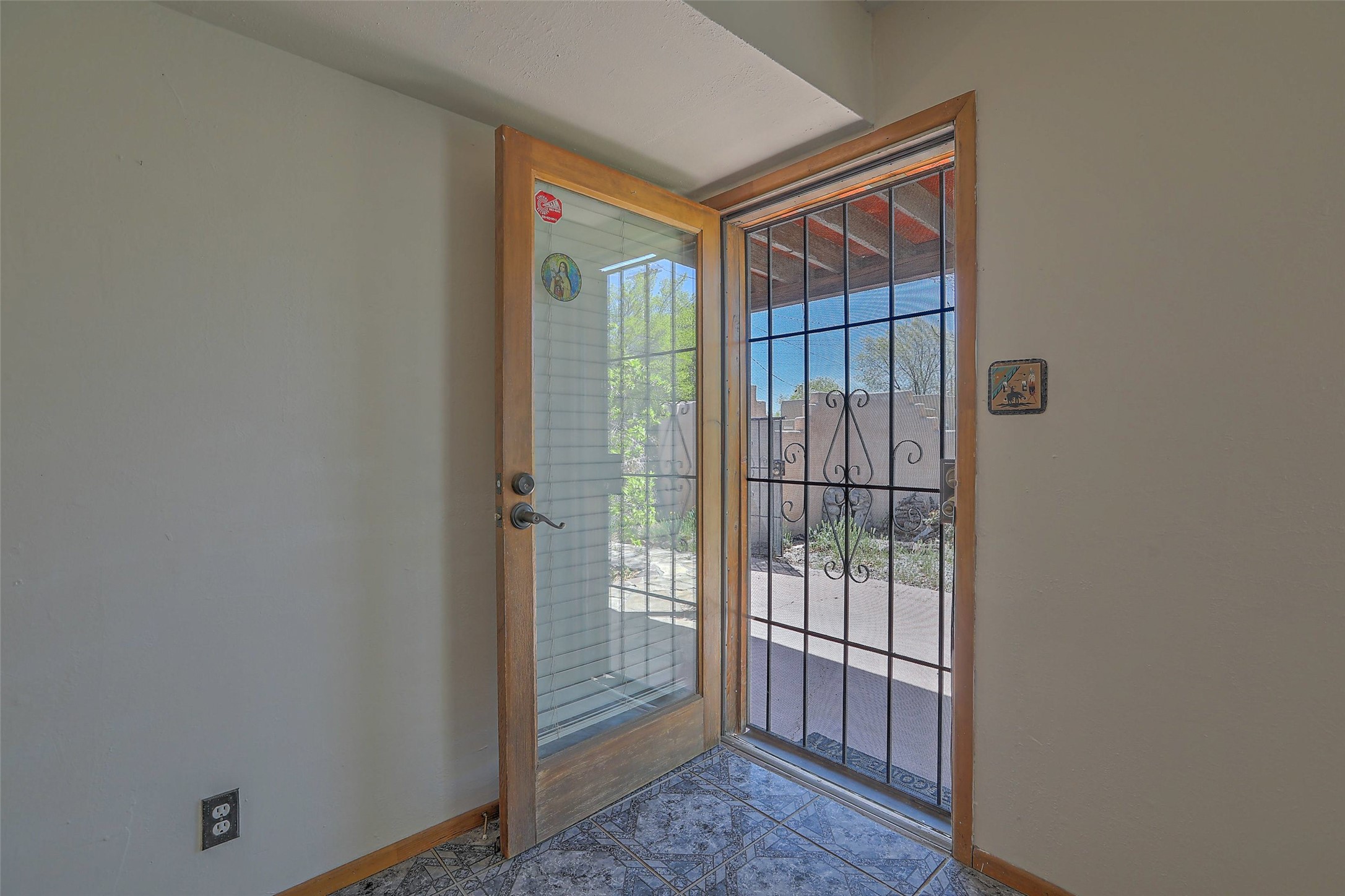 909 Ninita St, Santa Fe, New Mexico image 3
