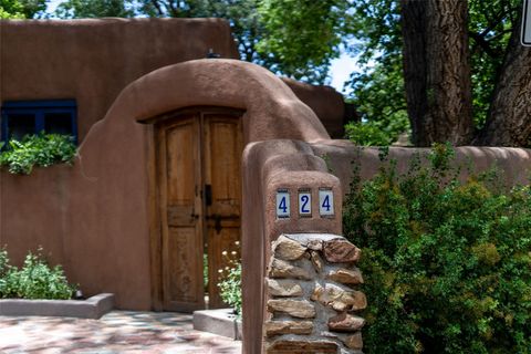 424 Arroyo Tenorio Santa Fe NM 87505
