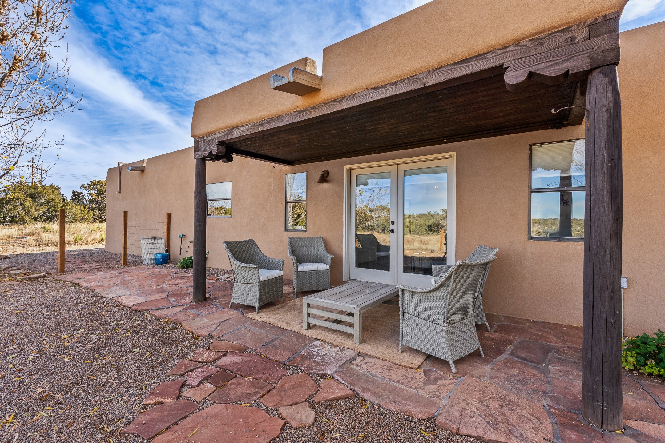 Santa Fe, New Mexico 87508, United States, 3 Bedrooms Bedrooms, ,2 BathroomsBathrooms,Residential,Active,253598
