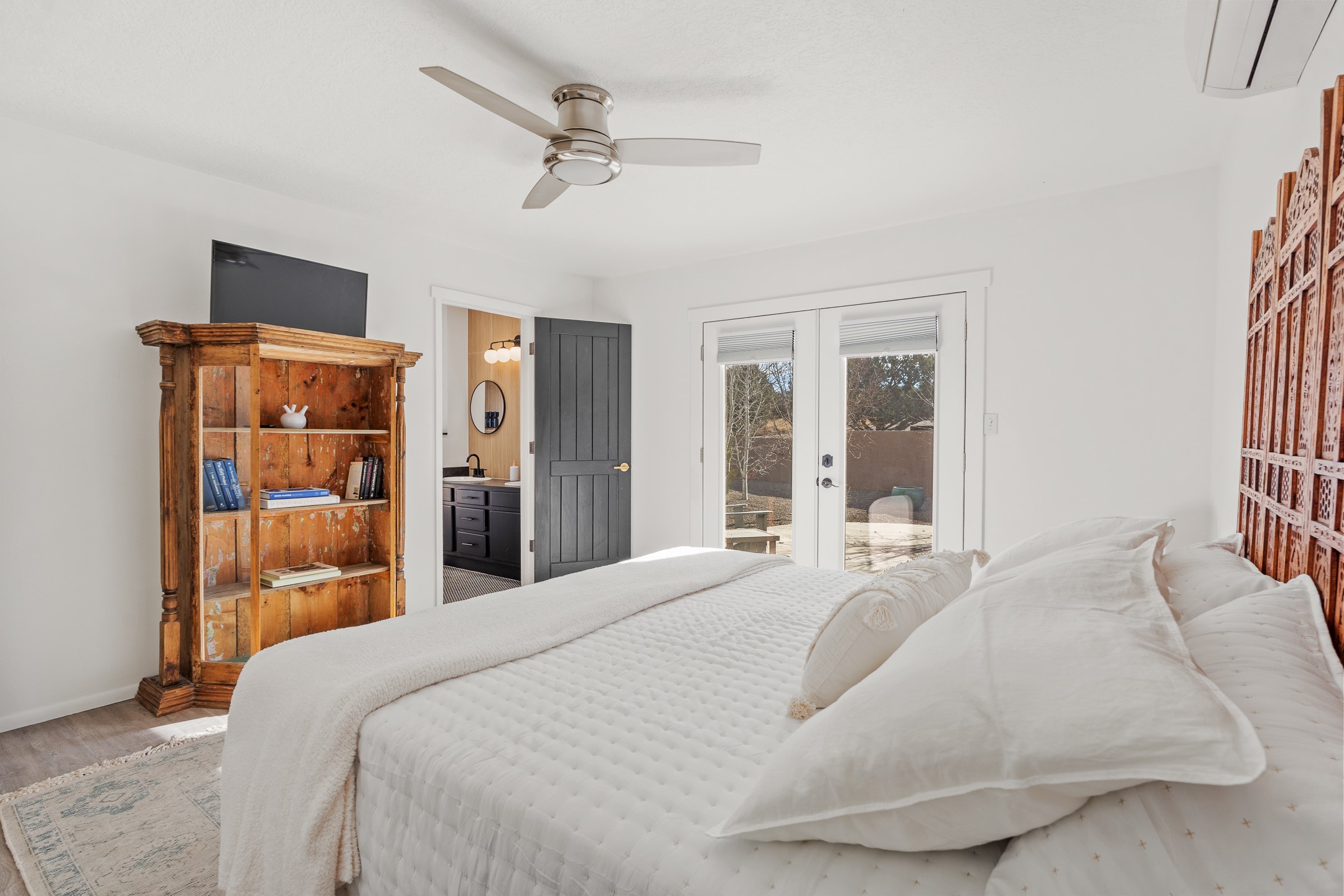 Santa Fe, New Mexico 87508, United States, 3 Bedrooms Bedrooms, ,2 BathroomsBathrooms,Residential,Active,253598