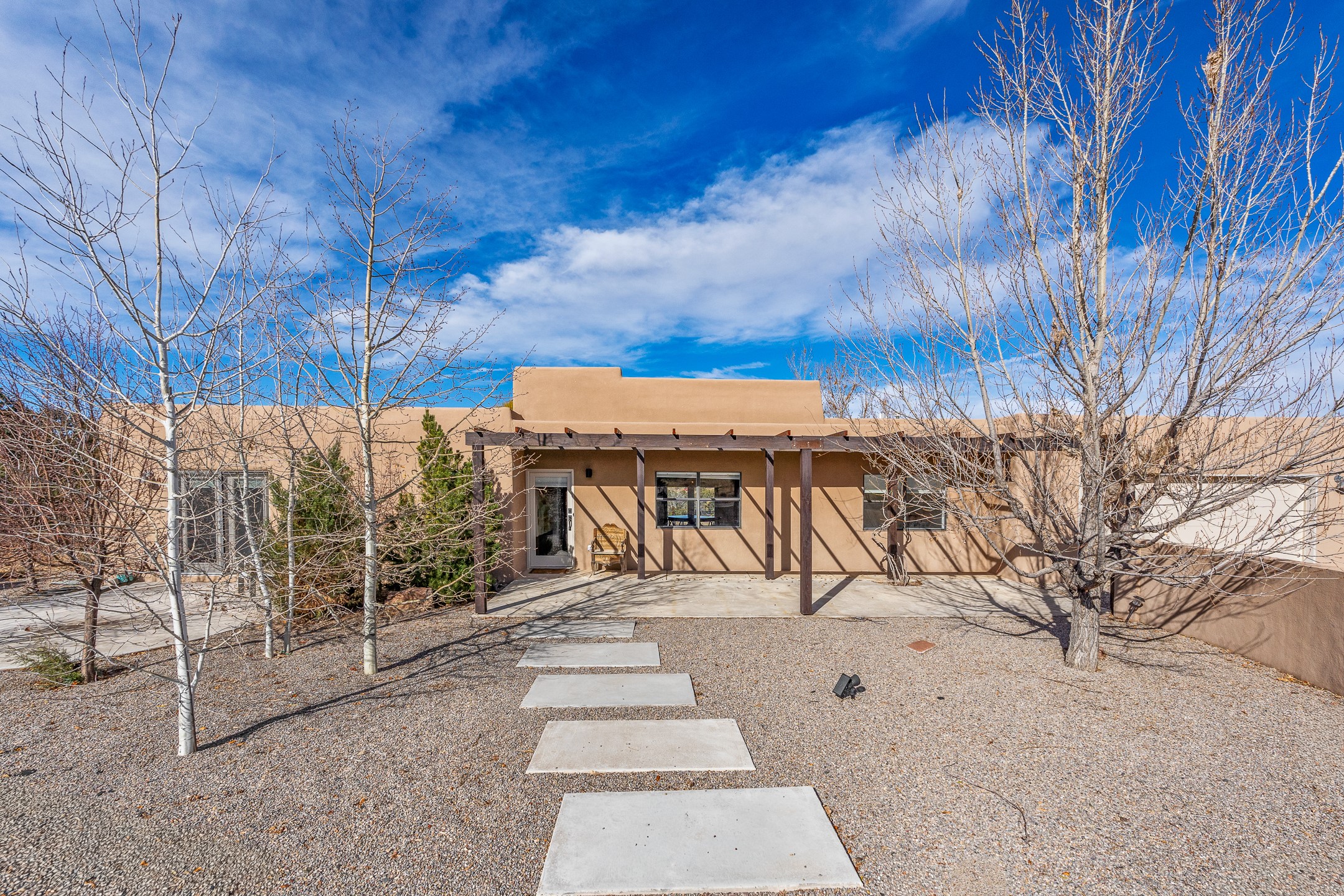 Santa Fe, New Mexico 87508, United States, 3 Bedrooms Bedrooms, ,2 BathroomsBathrooms,Residential,Active,253598