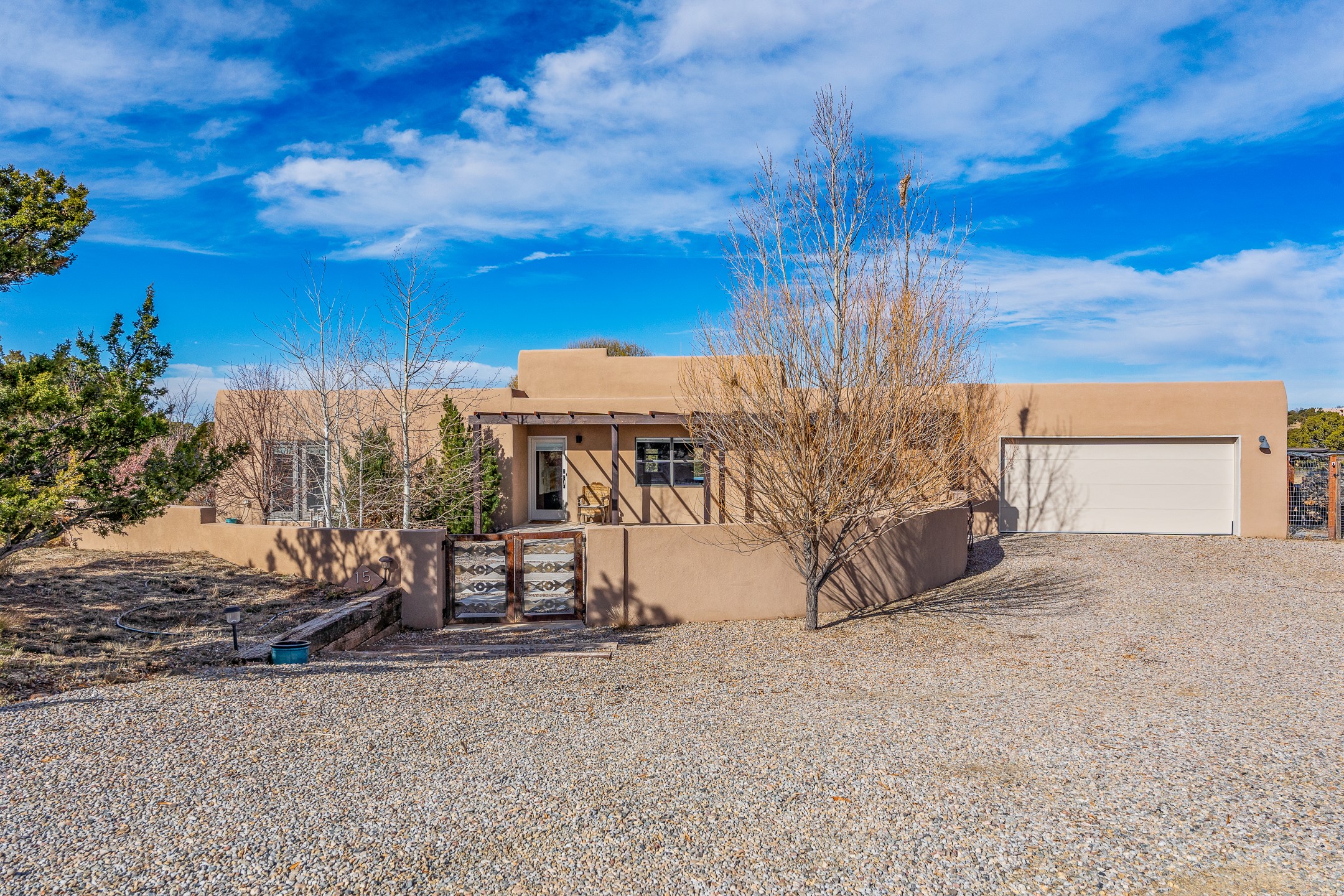 Santa Fe, New Mexico 87508, United States, 3 Bedrooms Bedrooms, ,2 BathroomsBathrooms,Residential,Active,253598