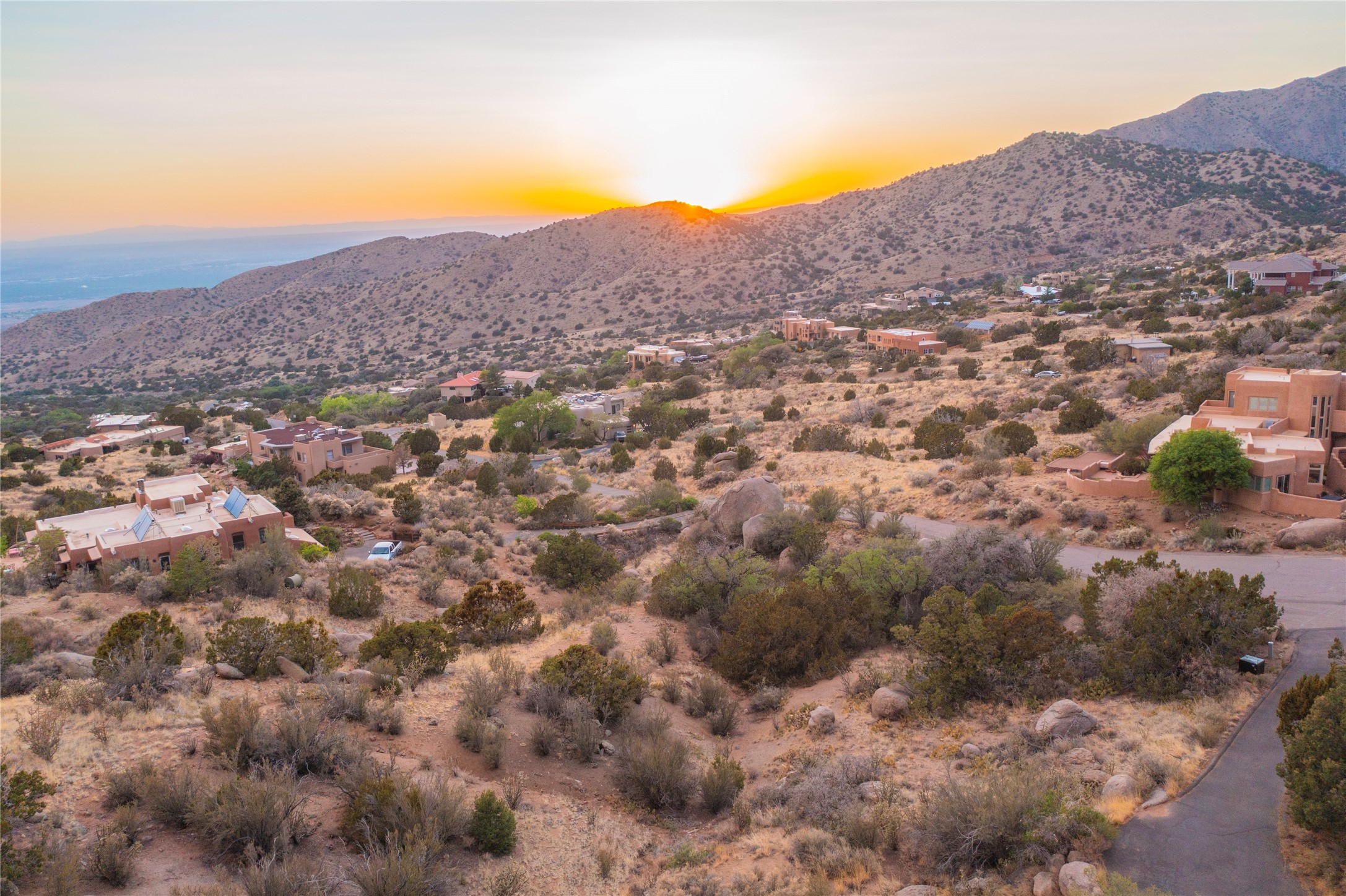 9 La Luz Trail, Albuquerque, New Mexico image 4