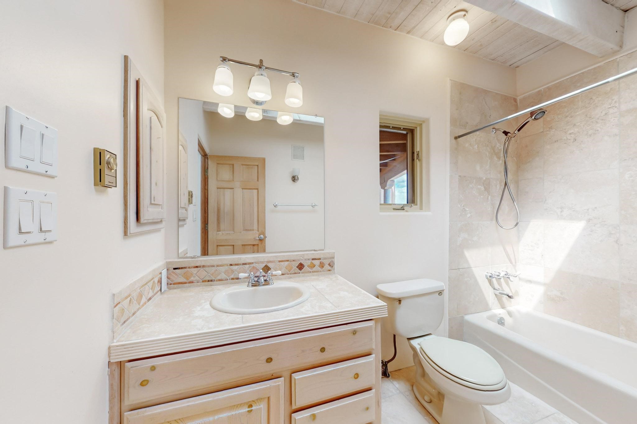 6 Monte Alto Court, Santa Fe, New Mexico image 25