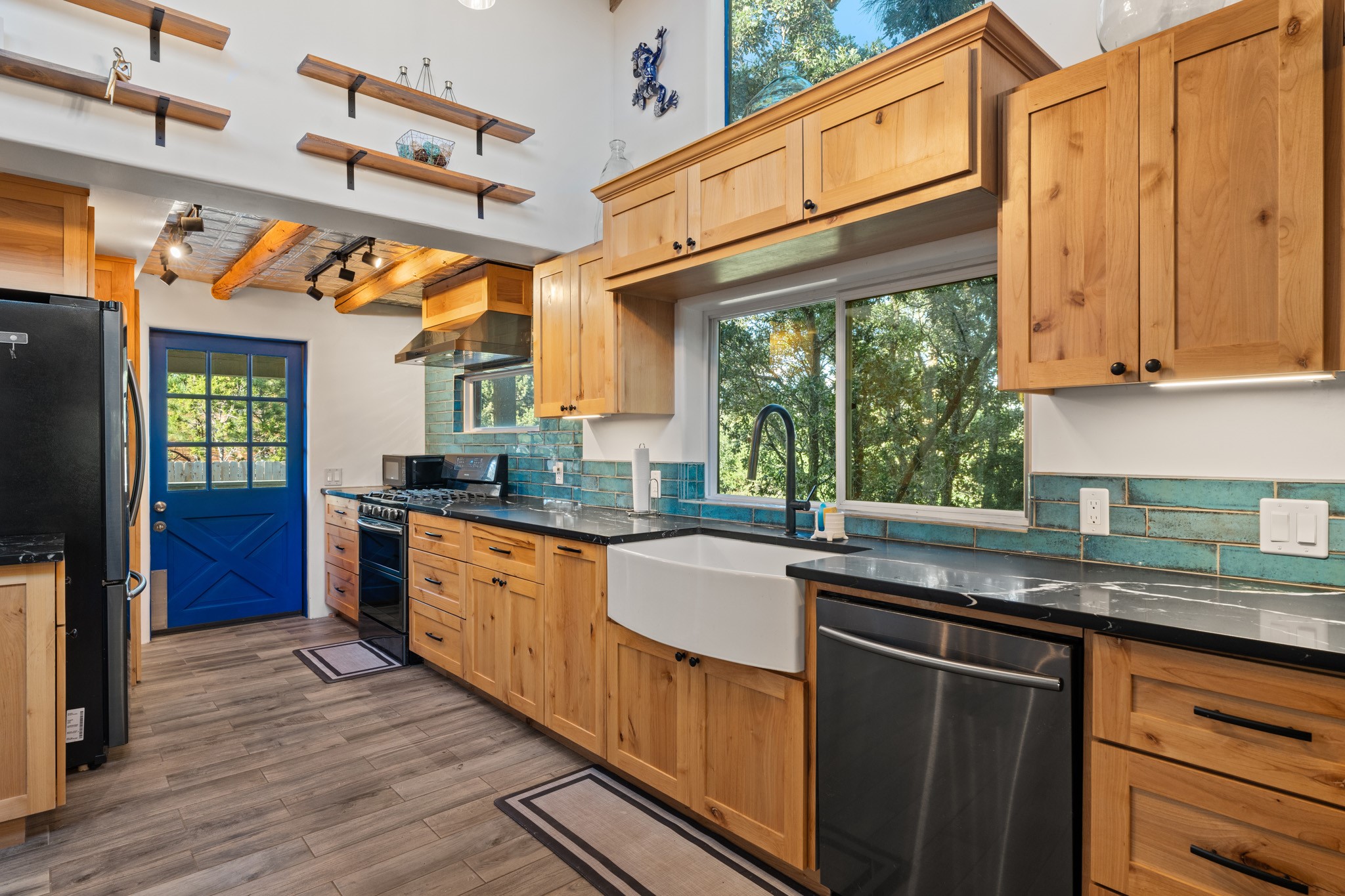 7689 Old Santa Fe Trail #C, Santa Fe, New Mexico image 5