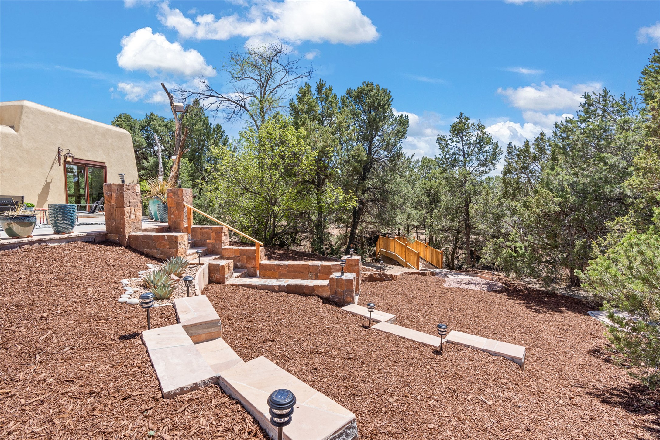 1094 Governor Dempsey Drive, Santa Fe, New Mexico image 30