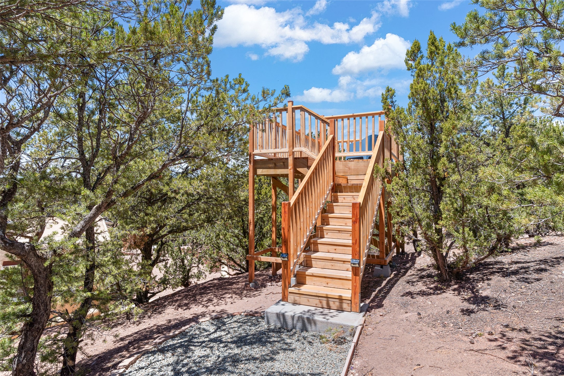 1094 Governor Dempsey Drive, Santa Fe, New Mexico image 40