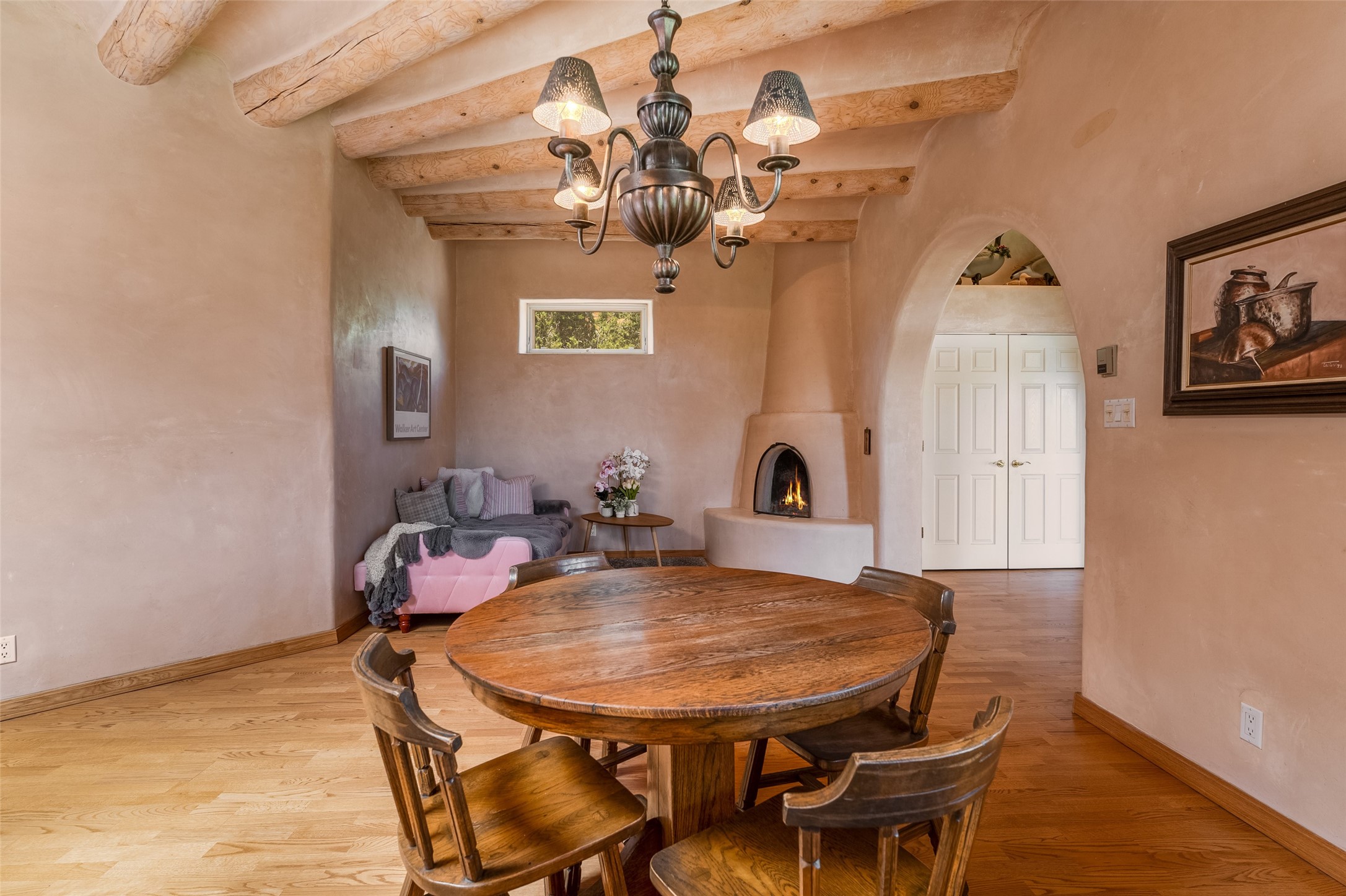 Santa Fe, New Mexico 87507, United States, 3 Bedrooms Bedrooms, ,2 BathroomsBathrooms,Residential,Pending,50588