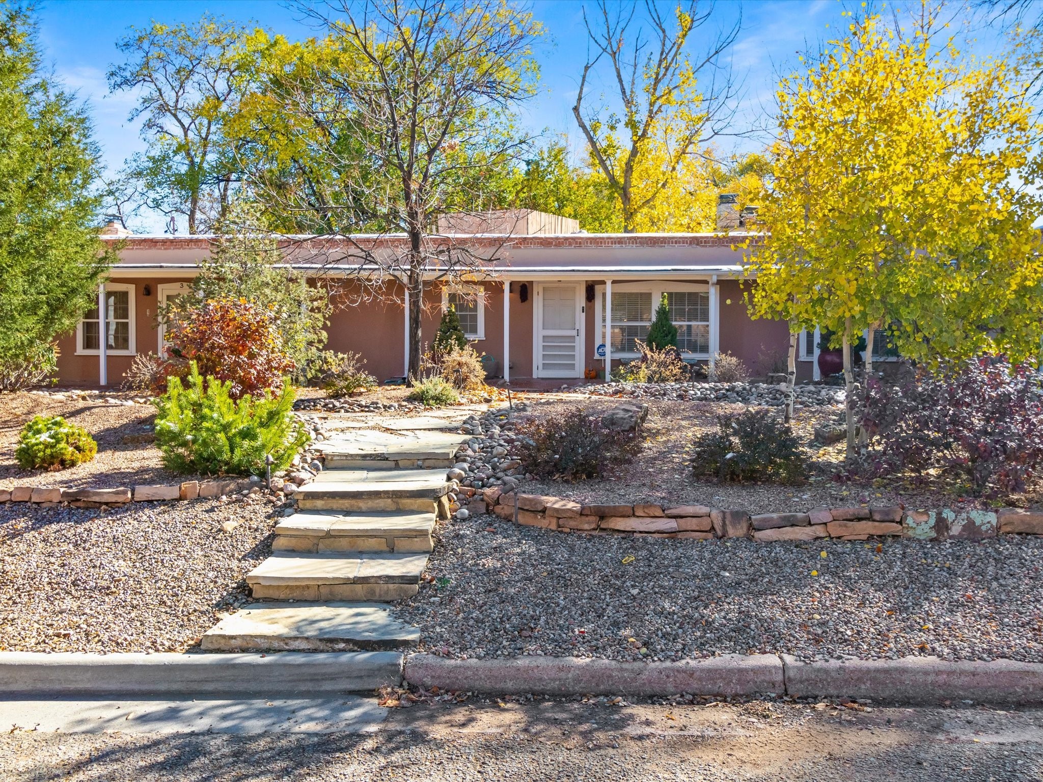 113 Camino Escondido #2, Santa Fe, New Mexico image 3