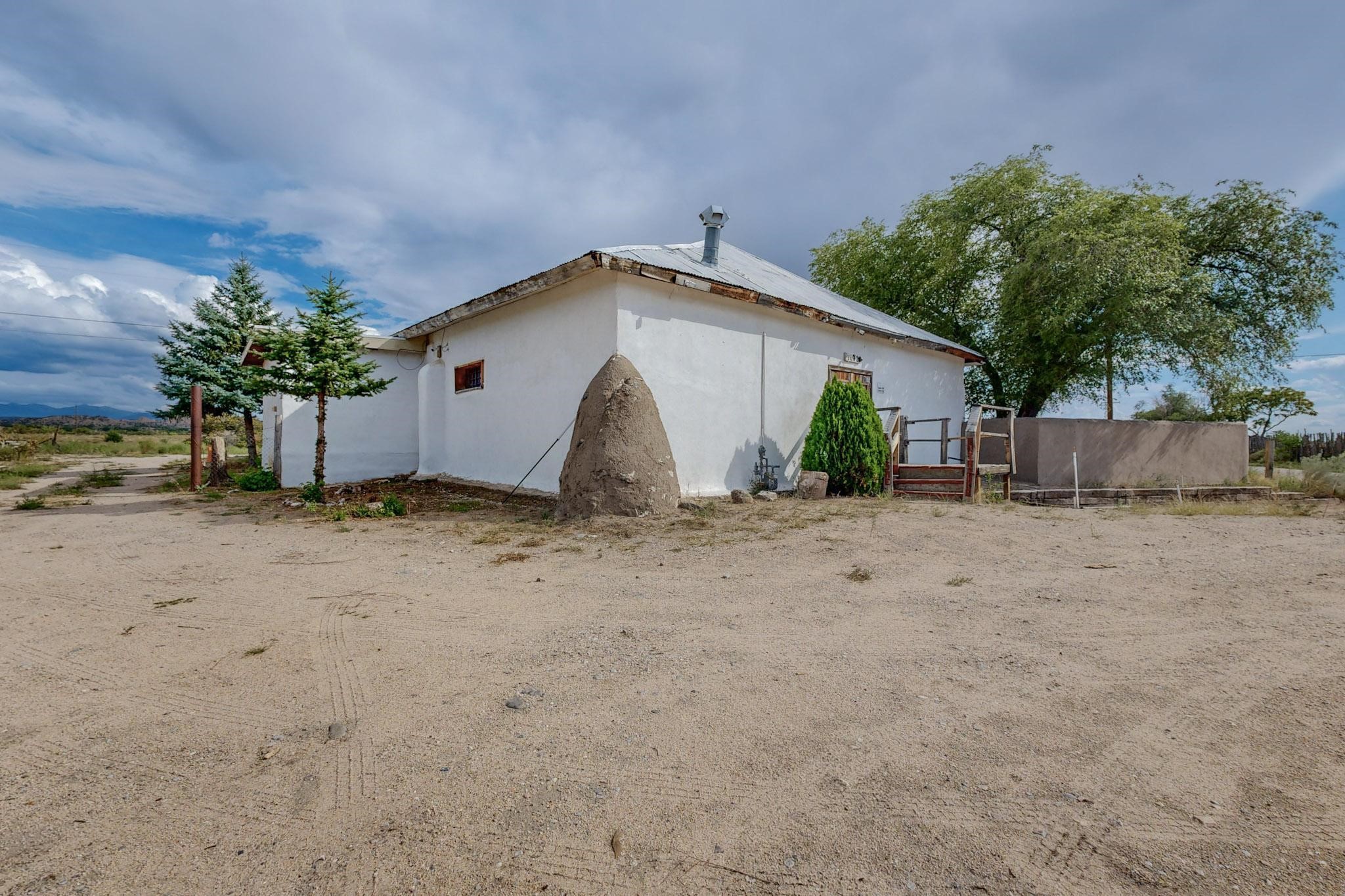 1042 County Rd 41, Velarde, New Mexico image 13