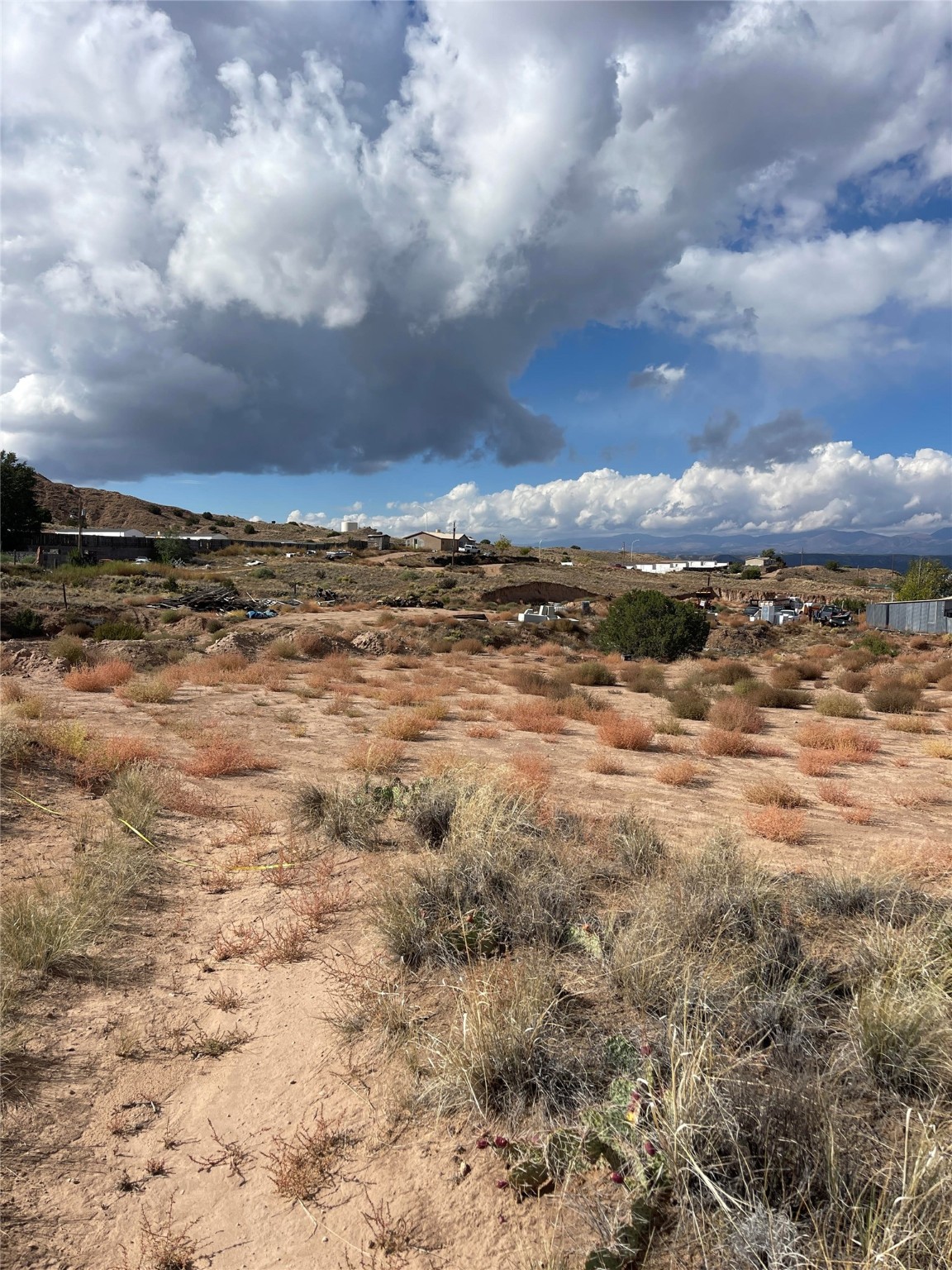 LOT 1-B Lopez Lane, Espanola, New Mexico image 1