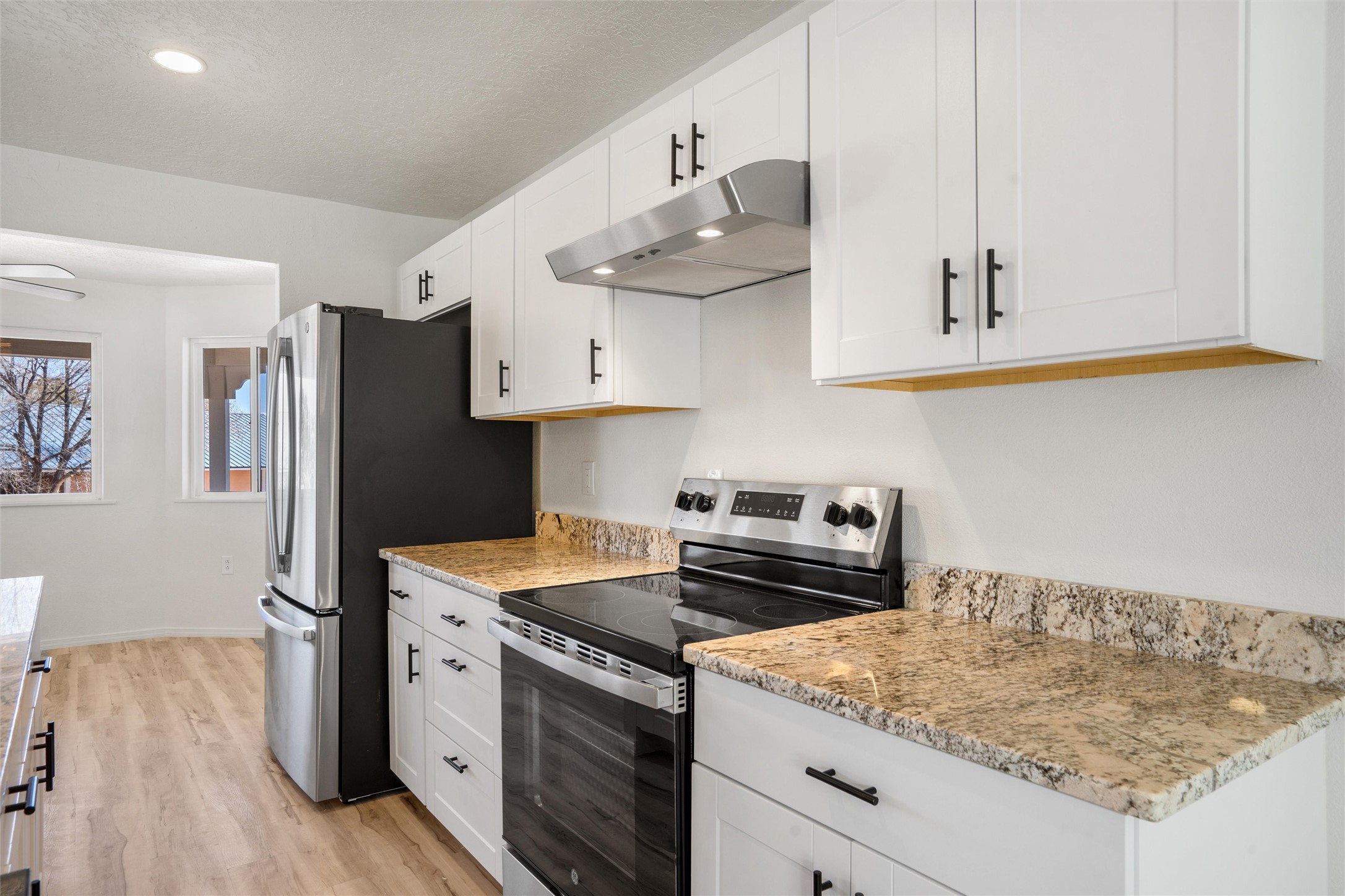 954 Capulin Rd, Los Alamos, New Mexico image 12
