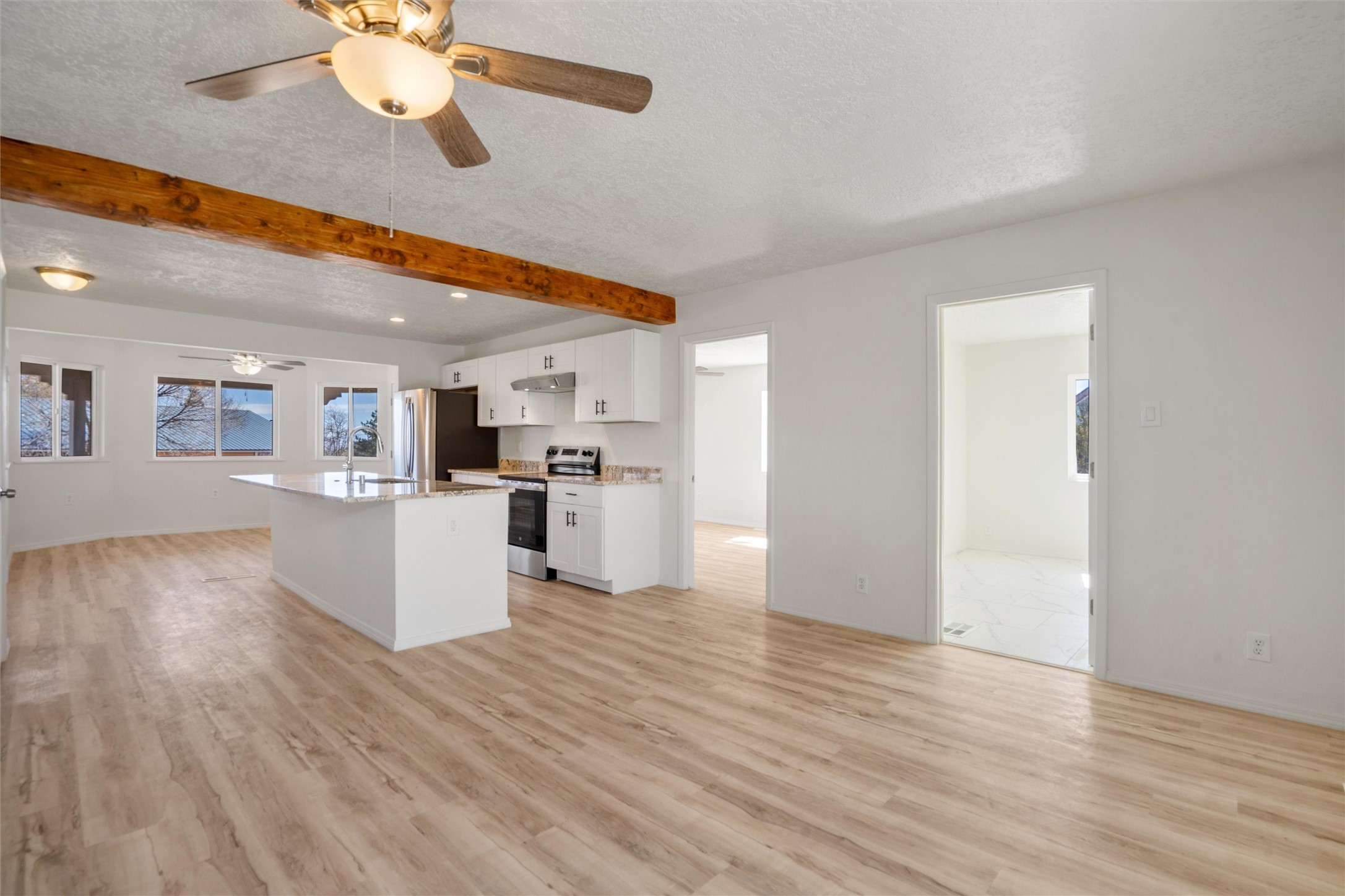 954 Capulin Rd, Los Alamos, New Mexico image 20