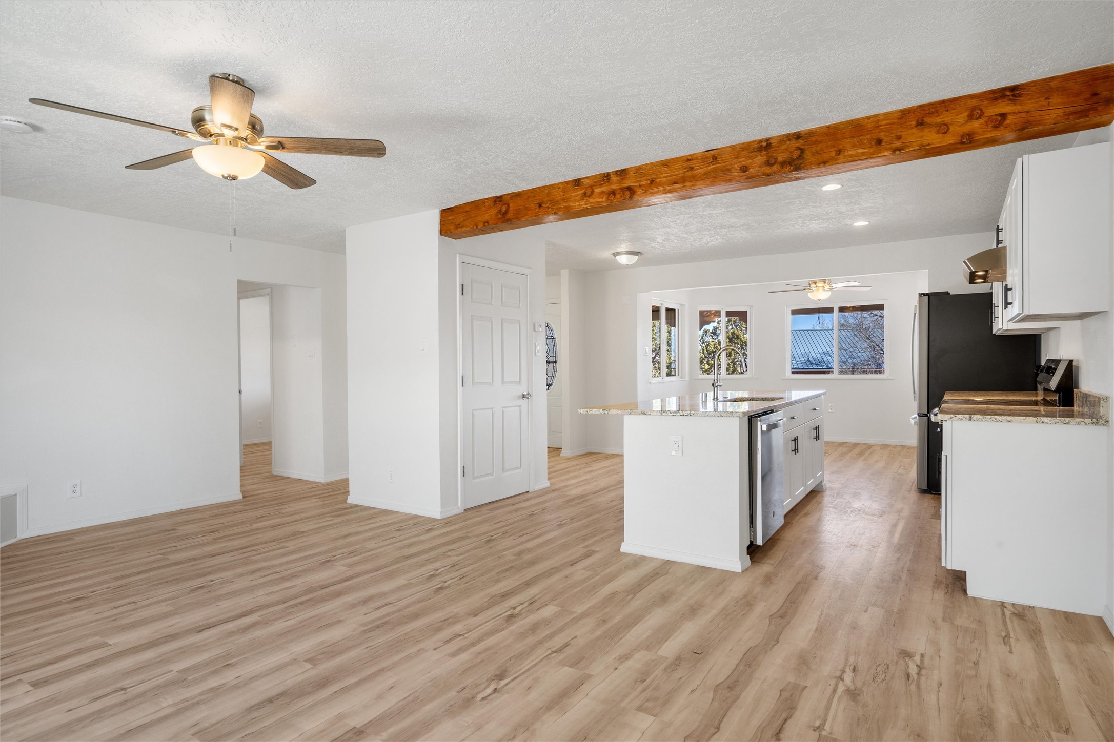 954 Capulin Rd, Los Alamos, New Mexico image 21