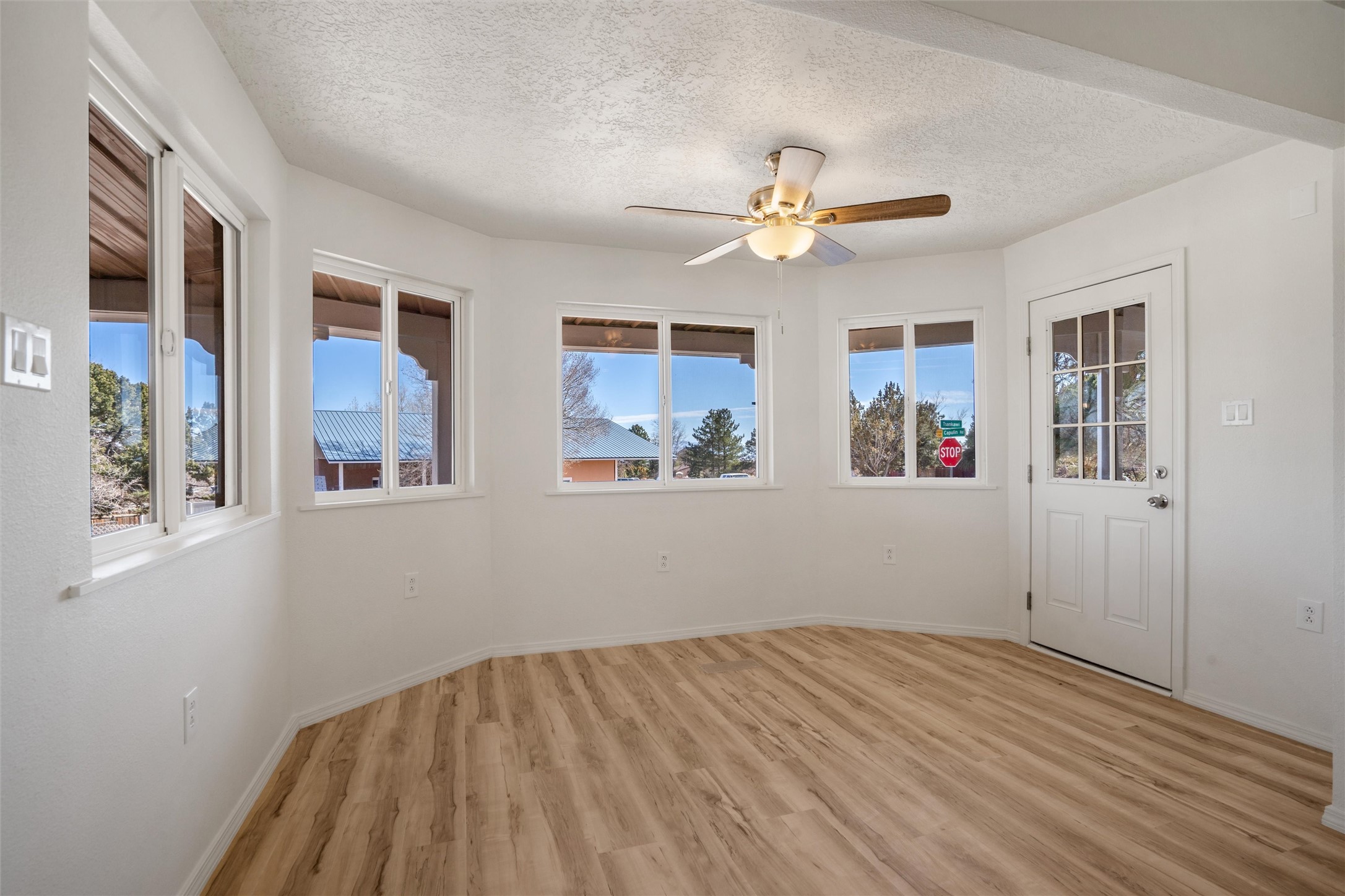 954 Capulin Rd, Los Alamos, New Mexico image 8