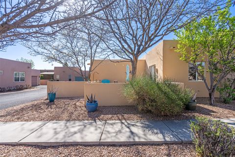 Tiny photo for 3 Julia Court, Santa Fe, NM 87508 (MLS # 202601270)