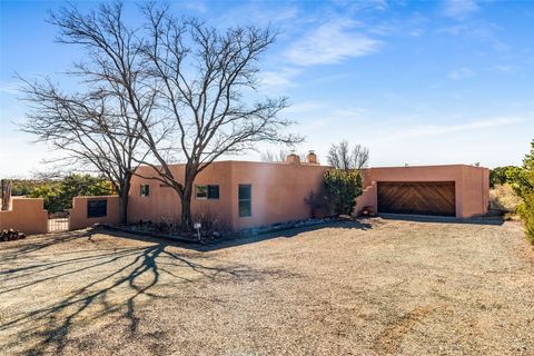 Photo of 5 Cerrado Court, Santa Fe, NM 87508 (MLS # 202600723)