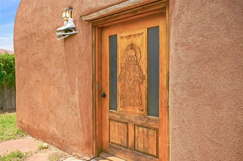 Tiny photo for 176 Maestas Road, Ranchos de Taos, NM 87557 (MLS # 202503289)