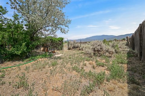 Tiny photo for 176 Maestas Road, Ranchos de Taos, NM 87557 (MLS # 202503289)