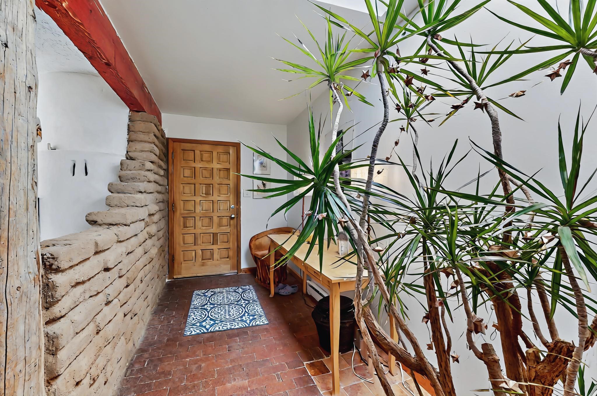 100 Verano Loop, Santa Fe, New Mexico image 2