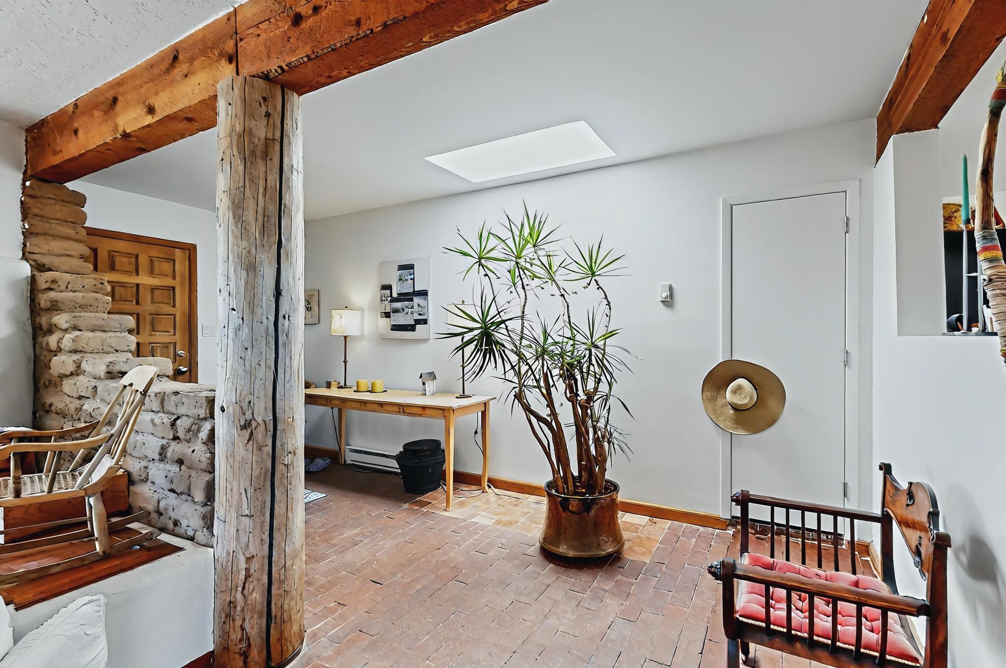 100 Verano Loop, Santa Fe, New Mexico image 3