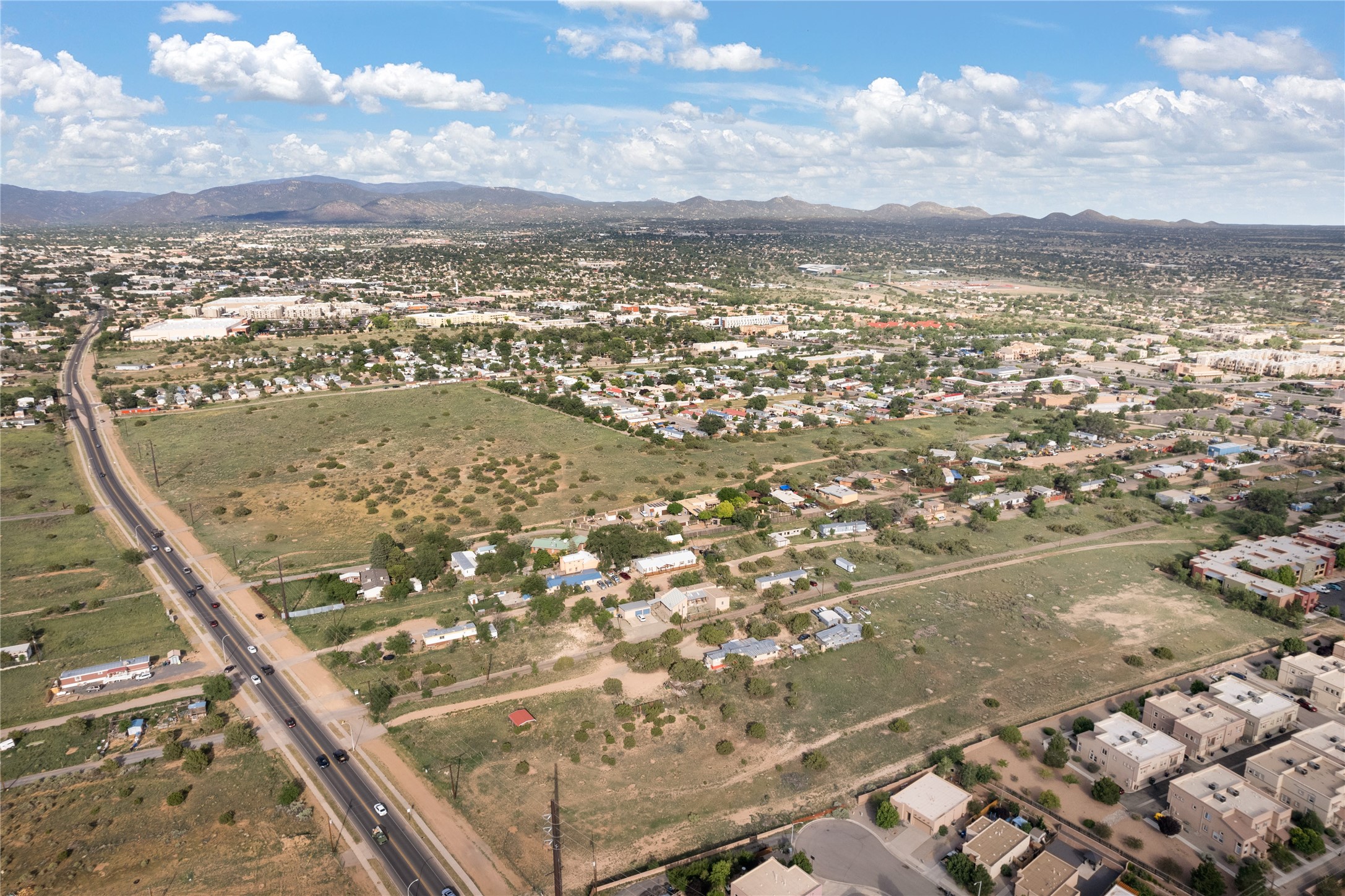 2753 Calle Eugenio, Santa Fe, New Mexico image 8