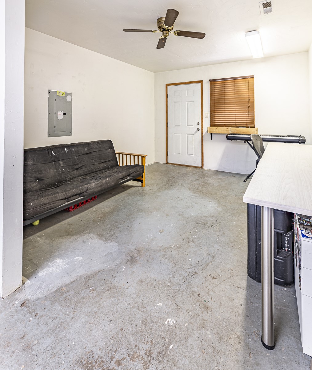 Santa Fe, New Mexico 87508, United States, 3 Bedrooms Bedrooms, ,2 BathroomsBathrooms,Residential,Active,165261