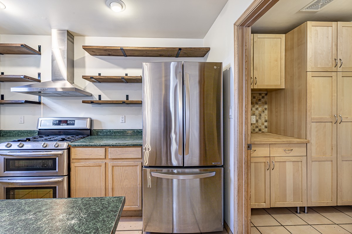 Santa Fe, New Mexico 87508, United States, 3 Bedrooms Bedrooms, ,2 BathroomsBathrooms,Residential,Active,165261