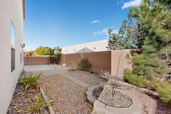 960 VILLARRICA ST NW, ALBUQUERQUE, NM 87120 - Image 6a2ad23356e92bee358e7db9b9aaa4b9/1316521027